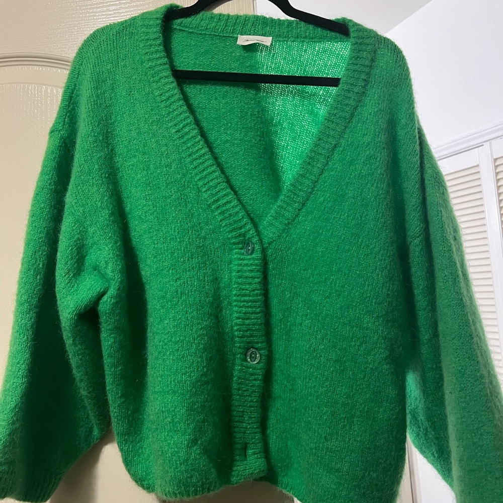 American vintage green cardigan size L